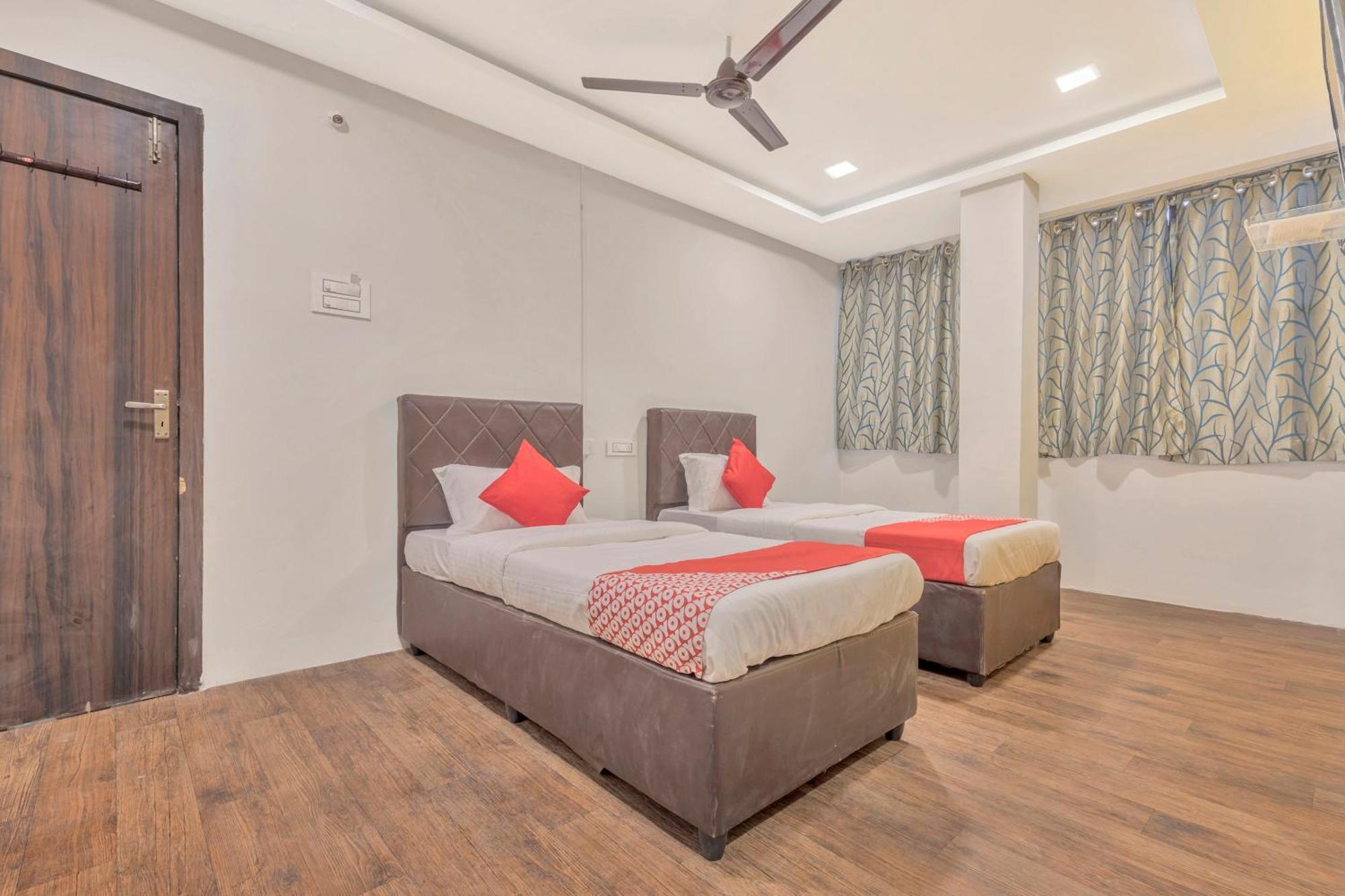 Hotel O Ankitha Grand Kondapur  Exterior foto